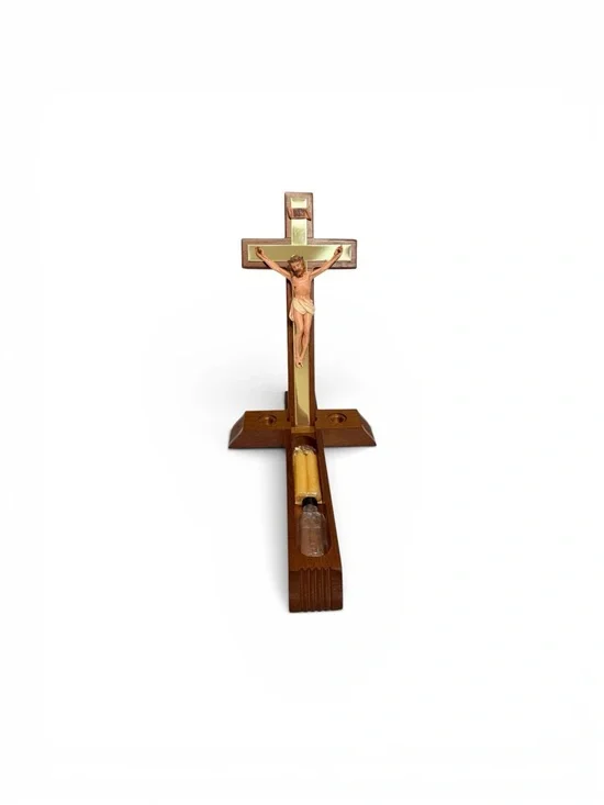 Vintage Last Rights Crucifix Sacrament Set From the 1960’s - Picture 7 of 17